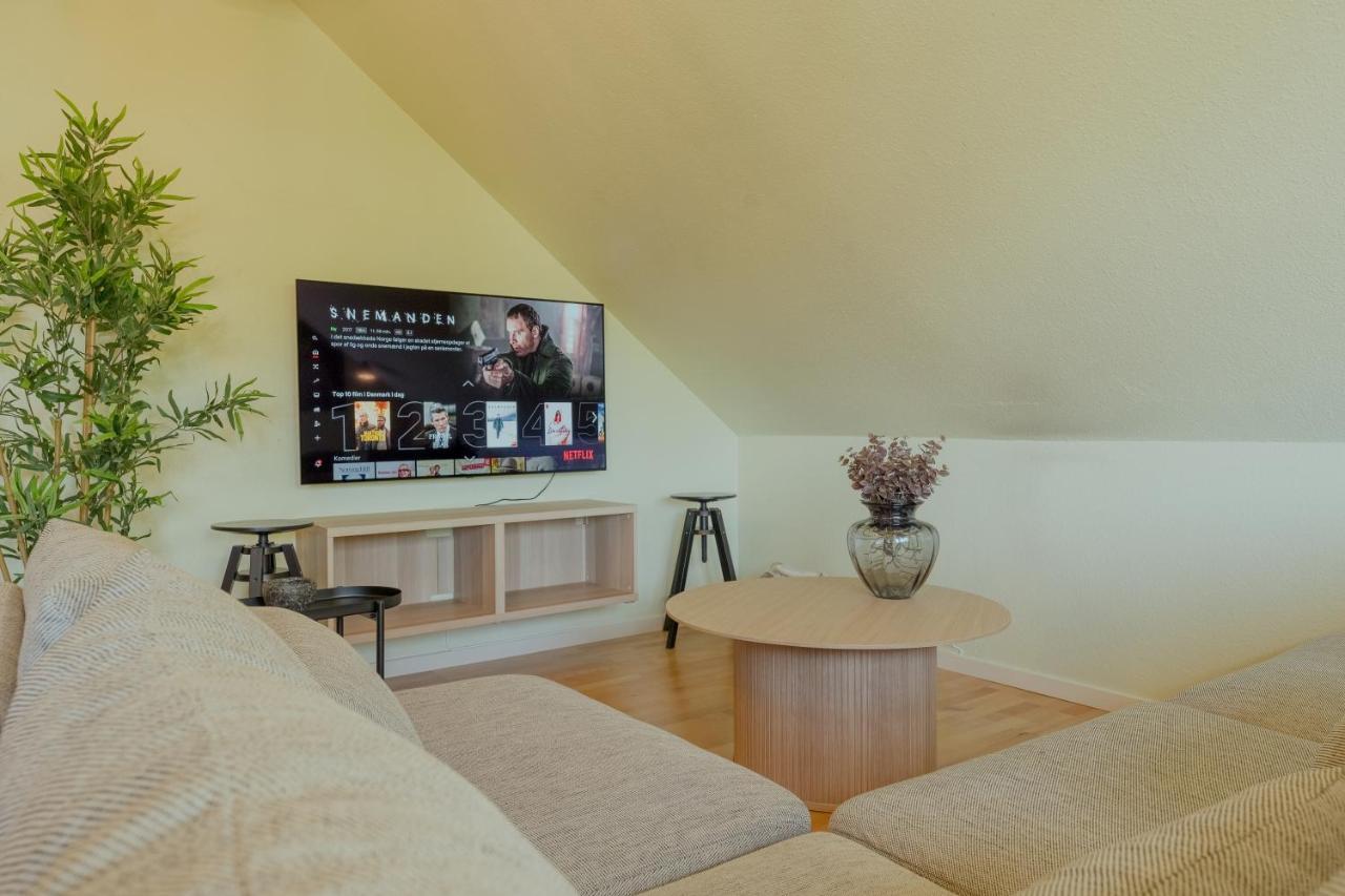 5 Bedroom Penthouse Apartment / Downtown / Marina Τόρσχαβν Εξωτερικό φωτογραφία